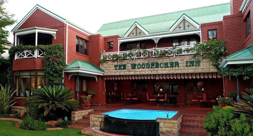 The Woodpecker Inn Pretoria-Noord Exterior foto